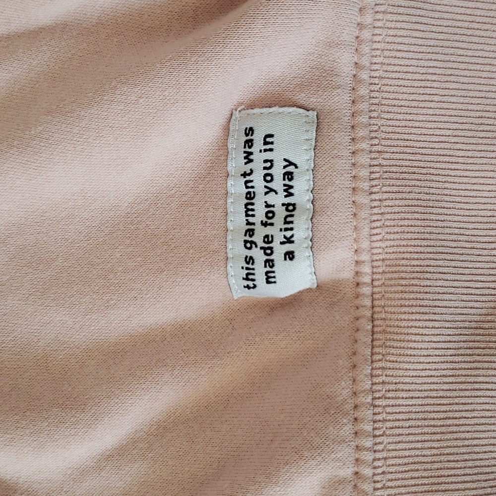 H&M Short Comfy Soft Pink Sweater - Picture 6 of 6